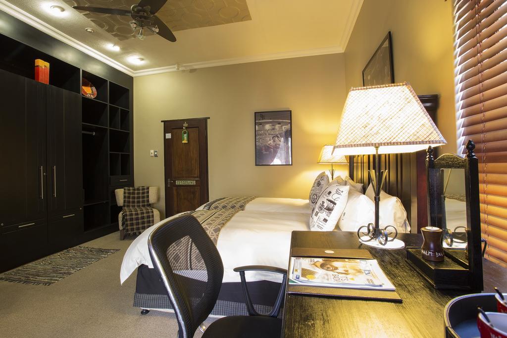 The Royal Palm B&B Ohrigstad Bagian luar foto