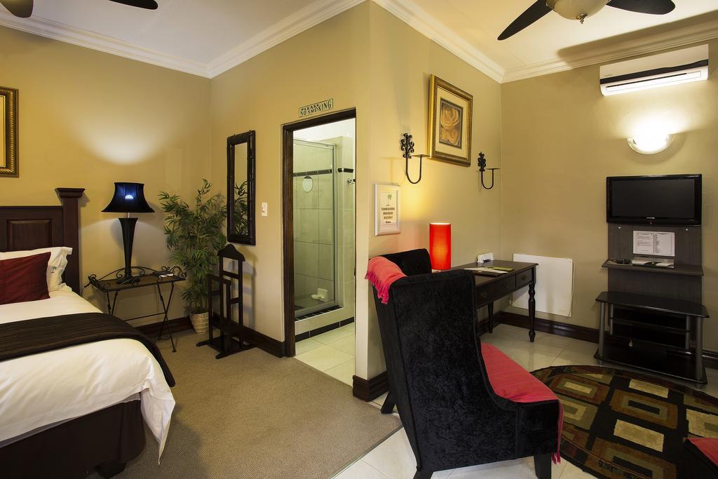 The Royal Palm B&B Ohrigstad Bagian luar foto