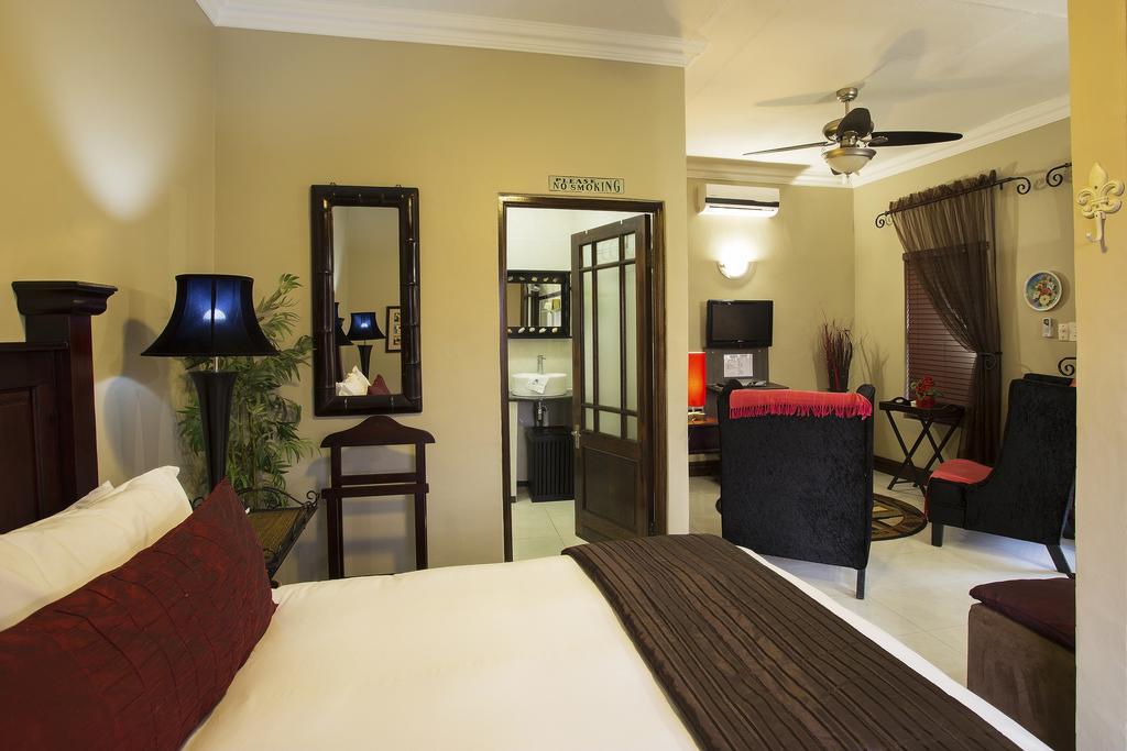 The Royal Palm B&B Ohrigstad Bagian luar foto