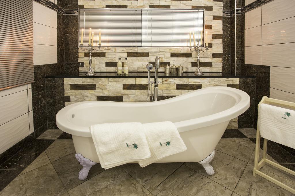 The Royal Palm B&B Ohrigstad Bagian luar foto